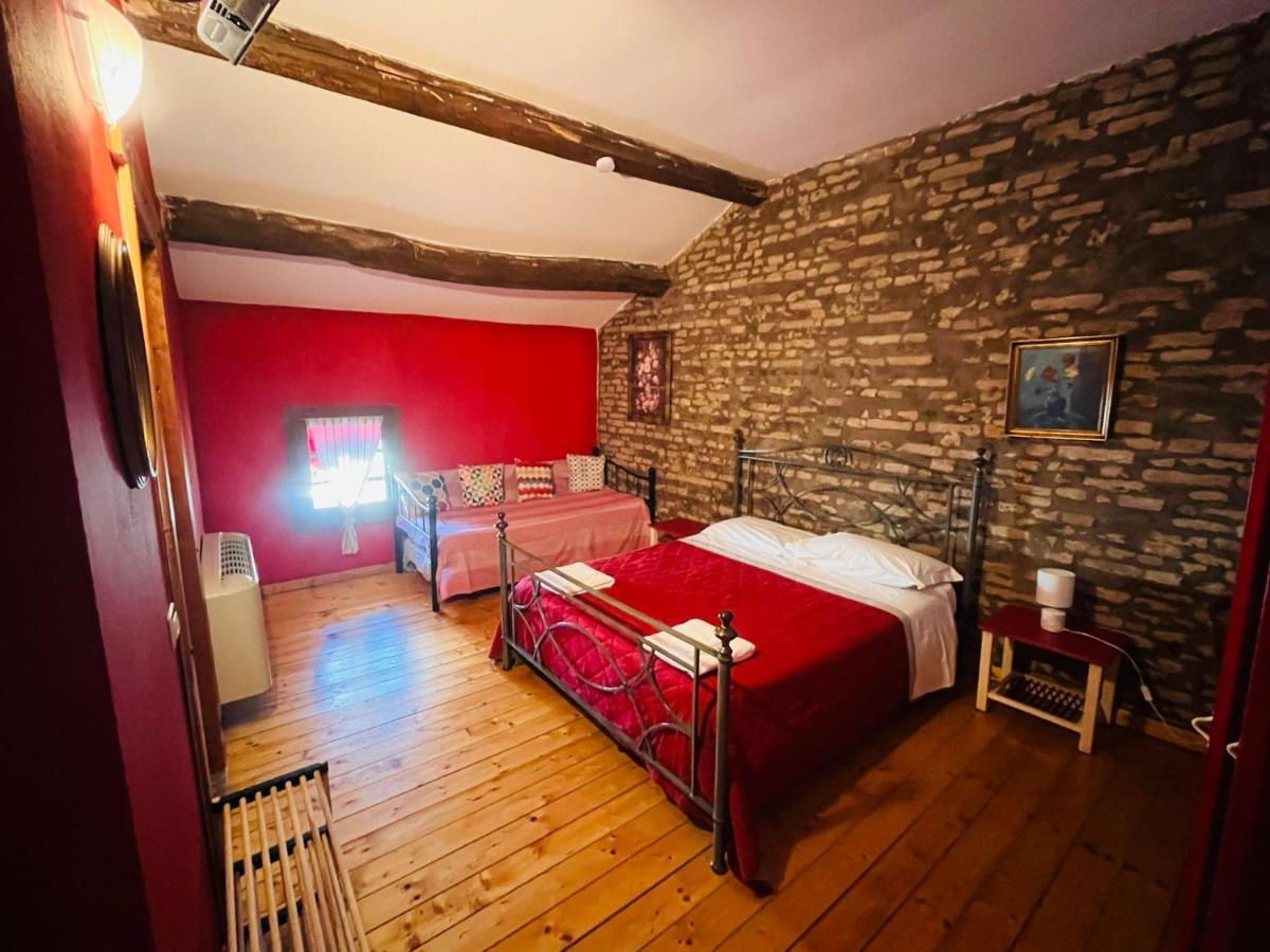 La Locanda Degli Artisti Medelana Eksteriør billede